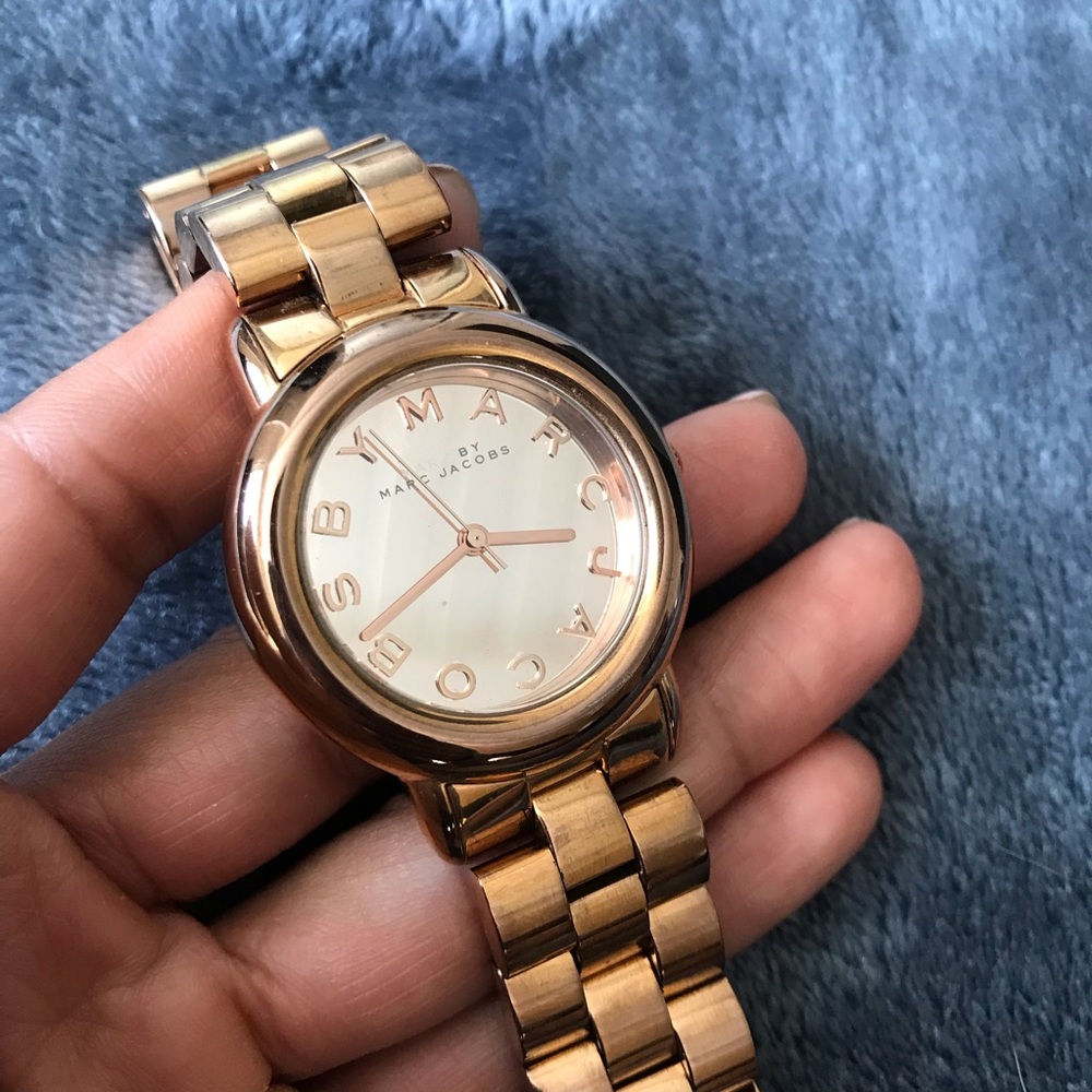MARC BY MARC JACOBS Rose Gold Watch